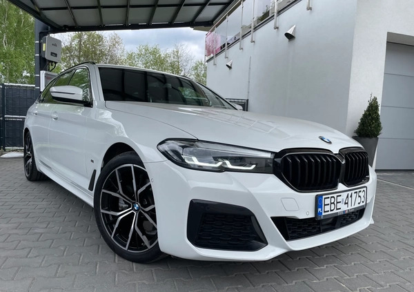 BMW Seria 5 cena 189900 przebieg: 69000, rok produkcji 2021 z Bełchatów małe 379